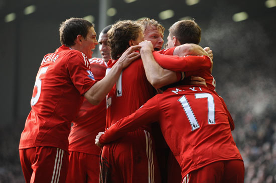 罗马因密集赛程和阵容缺人面临严峻挑战，加斯佩里尼需在压力下维持竞争力。（赛程密集又减员，罗马承压前行，加斯佩里尼力保竞争力）