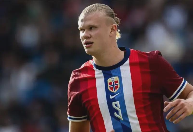 广东男篮101-75胜江苏肯帝亚，18岁小将王洪泽表现亮眼，攻防全面，被视为未来之星。