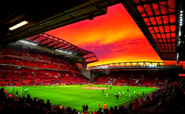 前意甲裁判：索扎不应该执法米兰德比，VAR的选择也有问题（前意甲裁判称索扎不该执法米兰德比，VAR安排同样存在问题）