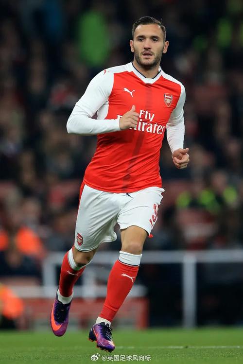 里程碑，亚泰37岁前锋谭龙已在中超出战200场比赛（37岁亚泰前锋谭龙达成中超200场里程碑）