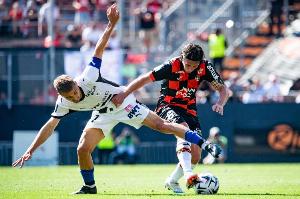 切尔西vs卡迪夫城首发：切尔西10人轮换，凯塞多首发（切尔西战卡迪夫首发：10人大轮换，凯塞多先发）