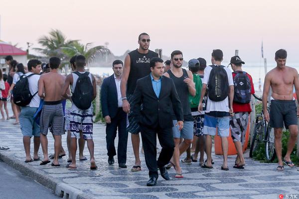 阿根廷记者：迪巴拉将会在冬窗或夏窗加盟博卡，双方已经接触（阿媒称迪巴拉或于冬夏转会窗加盟博卡，双方已展开接触）