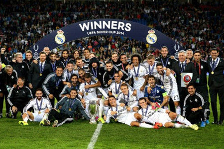 避免附加赛停赛，意媒：染黄的泽林斯基可能轮休波兰末轮比赛（意媒：为避附加赛停赛，吃到黄牌的泽林斯基或轮休波兰末轮比赛）