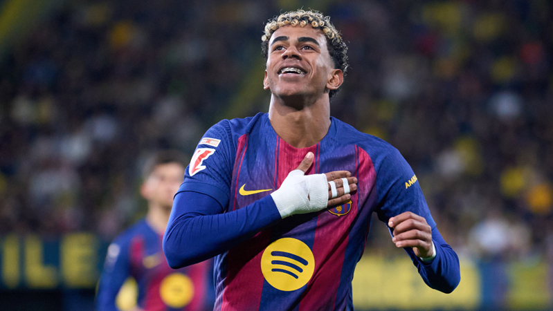 广厦半场53-44领先北京，胡金秋21分翟晓川9分（半场战罢，广厦53-44领先北京：胡金秋21分、翟晓川9分）