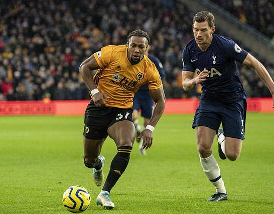 球队再一次完成大逆转（球队又一次上演绝地翻盘）