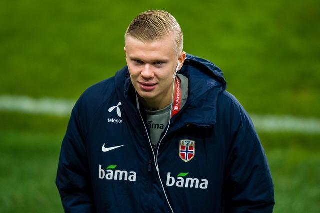 勒沃库森稳健表现继续领跑积分榜（勒沃库森状态稳健，高居积分榜首位）