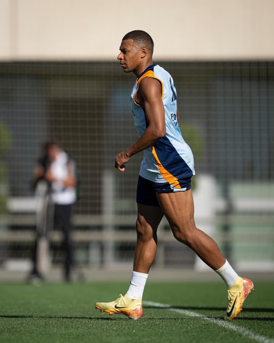 保罗被快船分手前的神秘暗示曝光，首席助教直言“这里没有余地”（快船与保罗分手前疑现神秘信号，首席助教直言：这里没有空间）