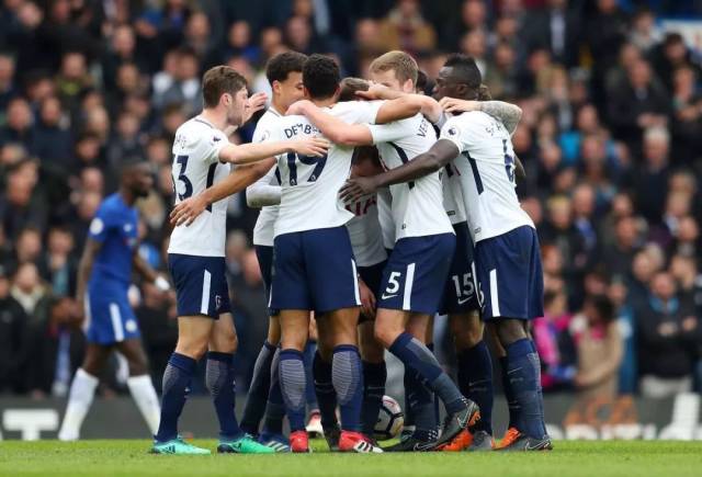 今夜能否取胜？皇马此前62次与英格兰俱乐部交手26胜16平20负（皇马对英格兰球队62战26胜16平20负，今夜能否笑到最后？）